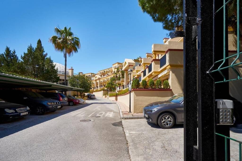 Oleholidays 603 Romana Playa Primera Linea Playa Marbella Exterior photo